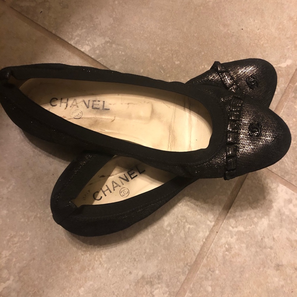 CHANEL Black Shimmer Ballet Flats